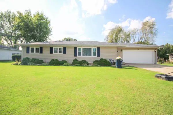 58104 Church Drive, Three Rivers, MI 49093