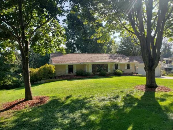 16556 James St Street, Holland, MI 49424