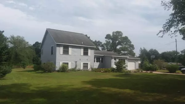 6771 Dennison Road, Plainwell, MI 49080