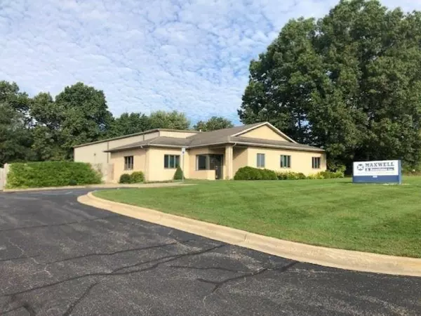 128 Van Bruggen Street, Galesburg, MI 49053