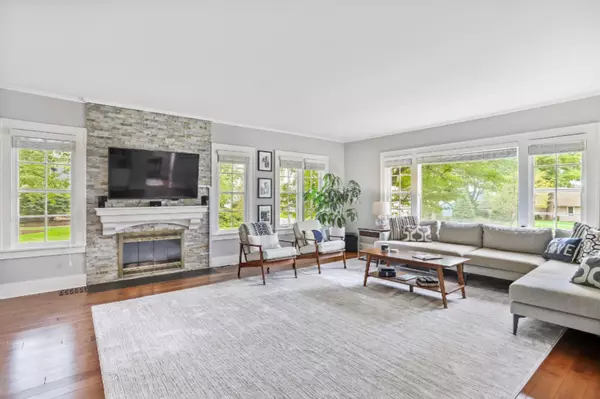 Holland, MI 49423,1284 South Shore Drive