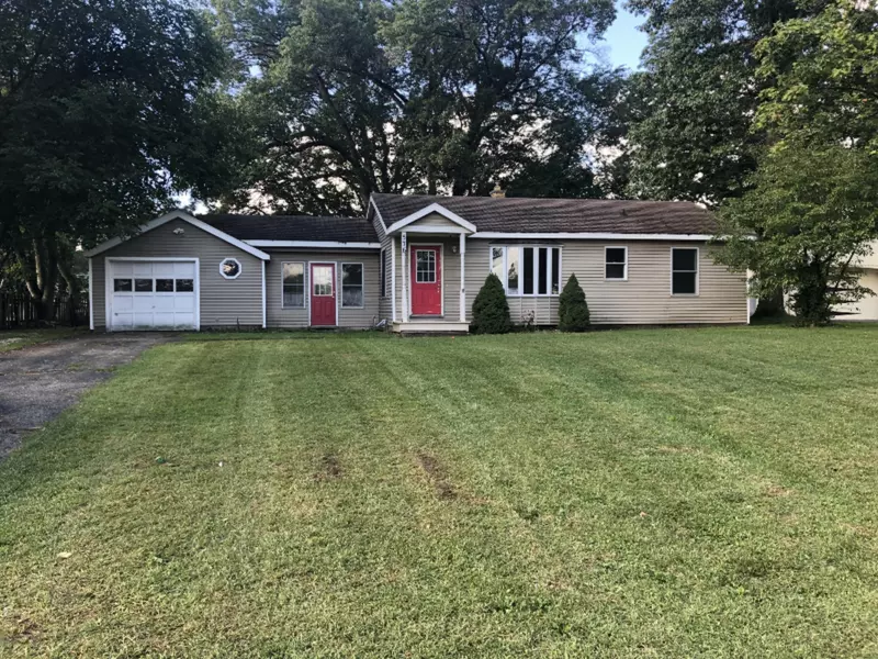 576 Pinecrest Street, Holland, MI 49424