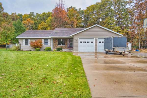 Montague, MI 49437,5281 Jackson Court