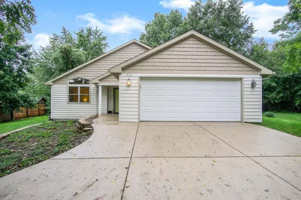 Holland, MI 49424,521 Howard Avenue