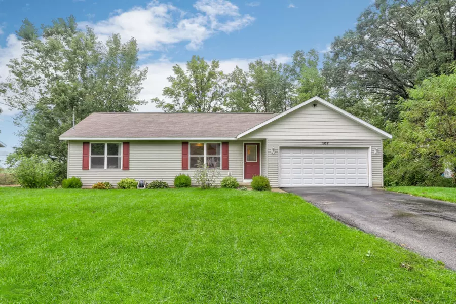 107 Scotts Drive, Holland, MI 49424