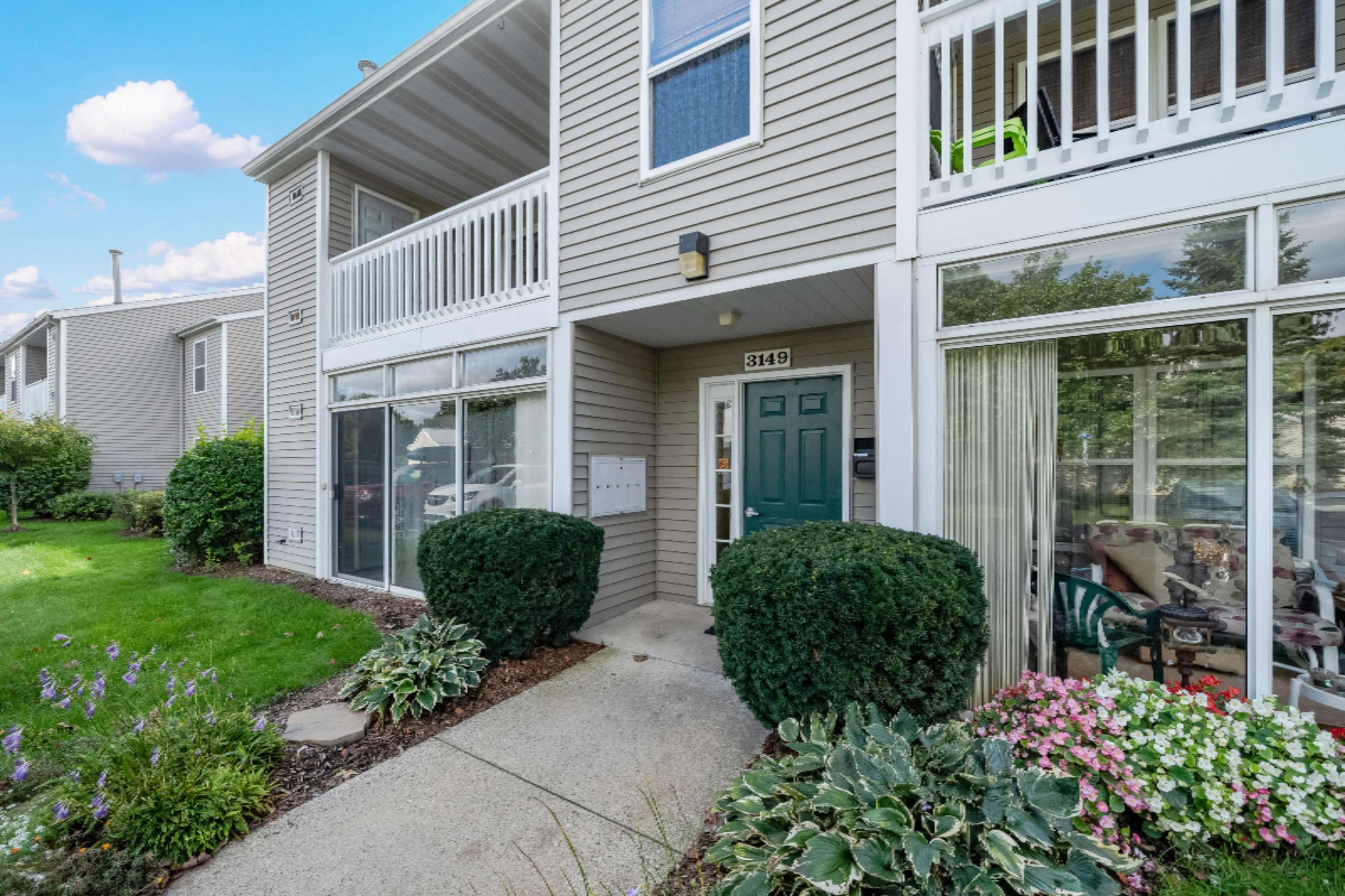 3149 Poplar Creek SE Drive #301, Kentwood, MI 49512