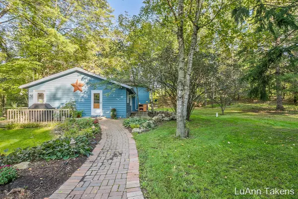 Ada, MI 49301,1171 Honey Creek NE Avenue