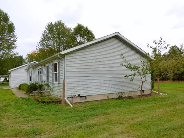 Coloma, MI 49038,7240 Lake Drive