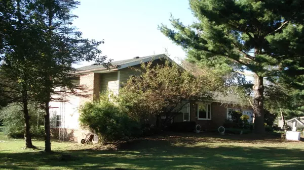 Coloma, MI 49038,6424 Defield Road