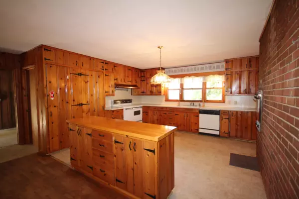 Scotts, MI 49088,10507 E S Avenue