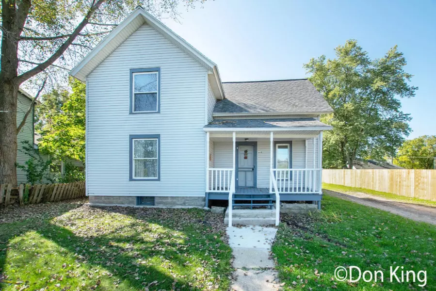 6911 Hammond SE Avenue, Caledonia, MI 49316