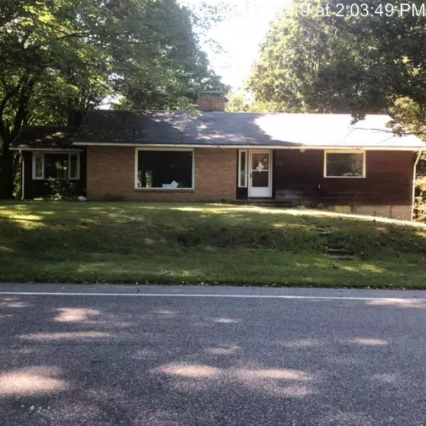 821 N Darling Avenue, Fremont, MI 49412