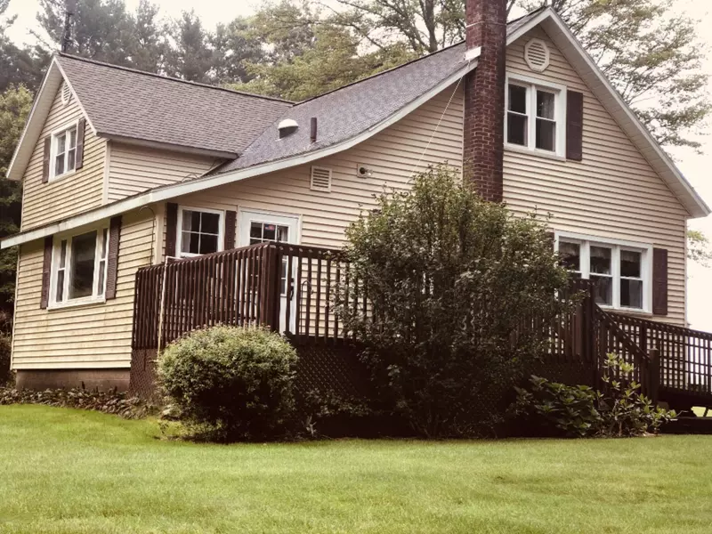 15854 Buchanan Street, West Olive, MI 49460