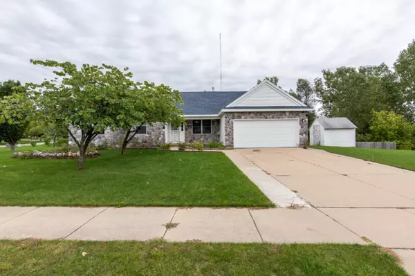 3654 Brambleberry NW Drive, Comstock Park, MI 49321