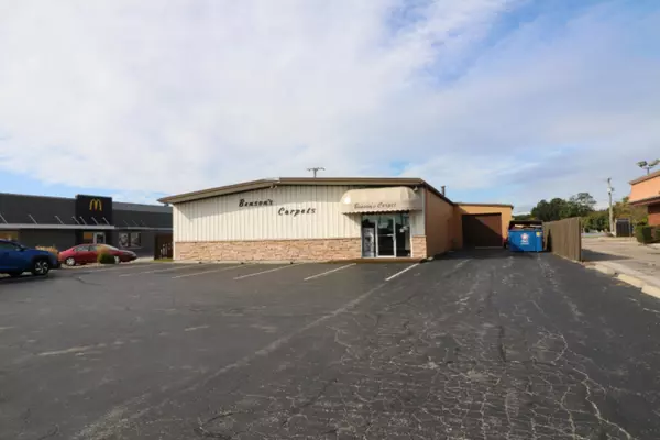 2808 Niles Avenue, St. Joseph, MI 49085
