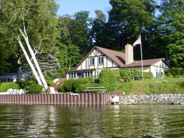 Whitehall, MI 49461,5800 South Shore Drive