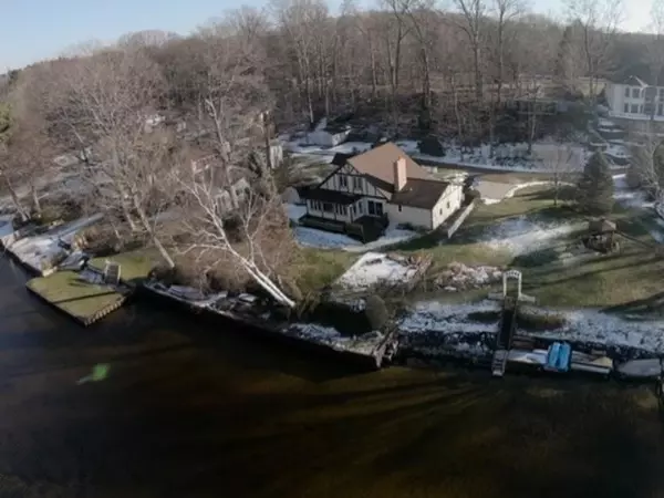 Whitehall, MI 49461,5800 South Shore Drive