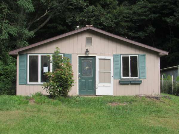 6437 N Shore Drive, Coloma, MI 49038