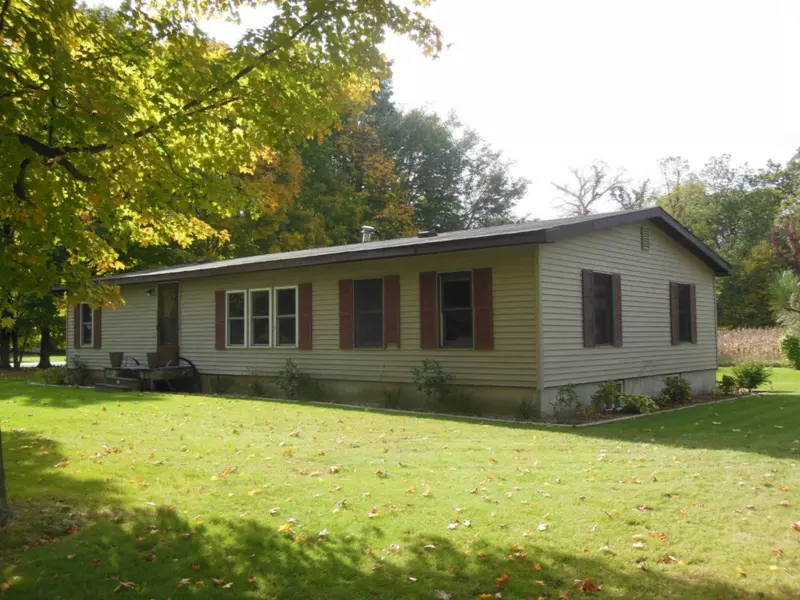 63980 Lutz Road, Constantine, MI 49042