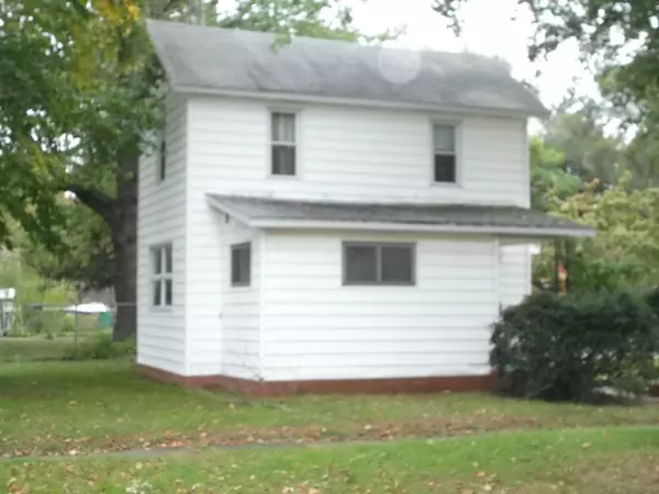 105 Jones Street, Dowagiac, MI 49047