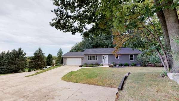 6293 Samrick NE Avenue, Belmont, MI 49306