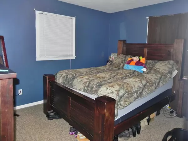 Sturgis, MI 49091,1102 Tracy Drive