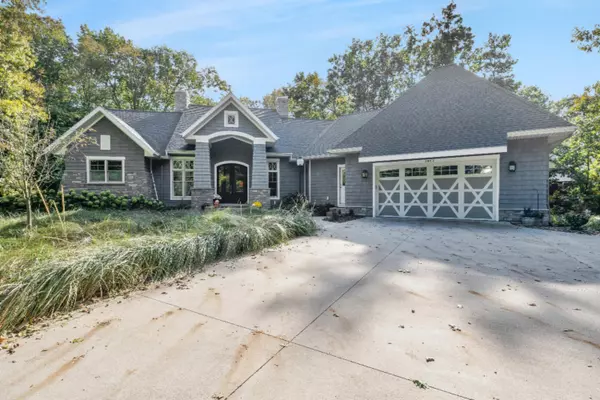 West Olive, MI 49460,9859 Beach Ridge Court