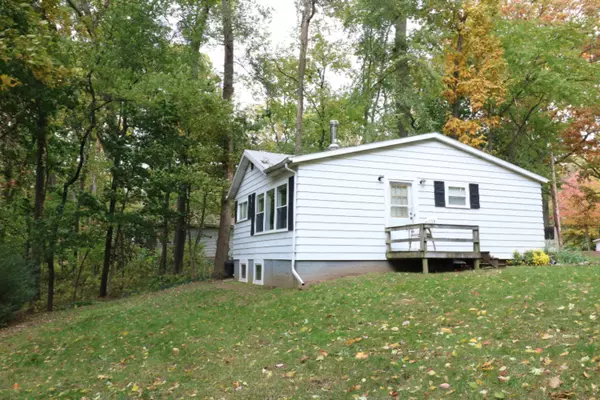 93770 Wolf Drive, Dowagiac, MI 49047