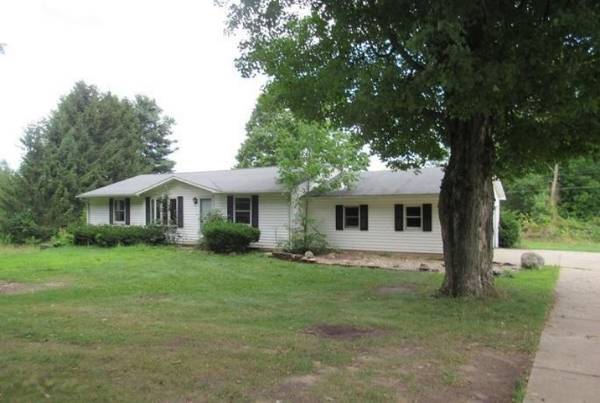 56081 Moorlag Road, Marcellus, MI 49067