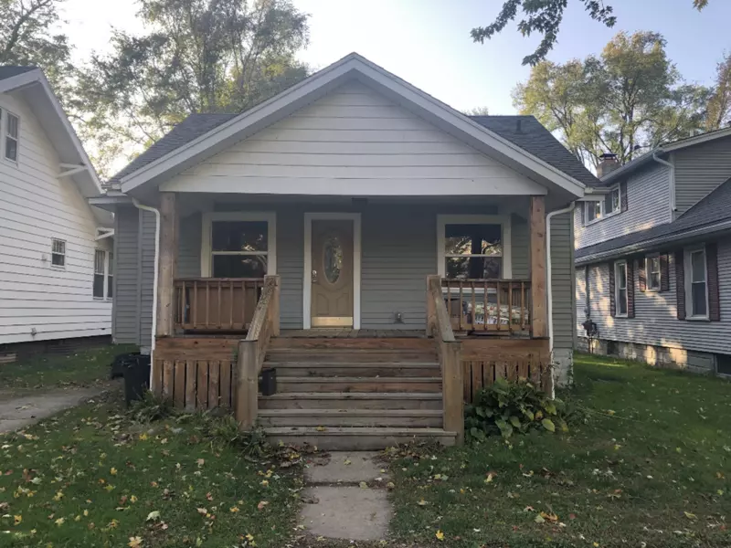 807 N River Avenue, Alma, MI 48801