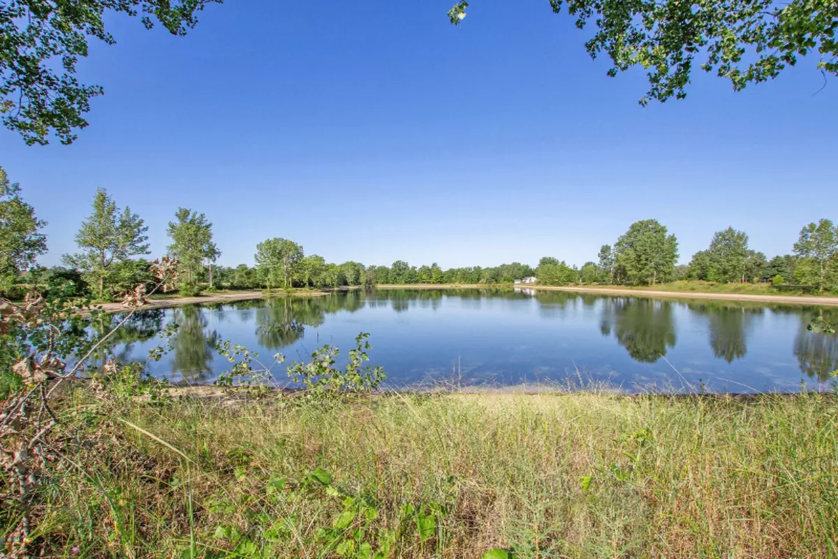 Holland, MI 49424,Par 2 Topper Lake