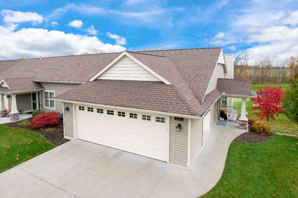 1275 Prestwick Drive, Holland, MI 49423