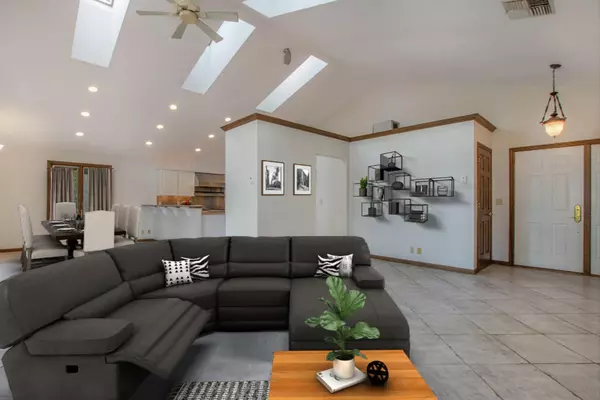 West Olive, MI 49460,16958 Lake Avenue