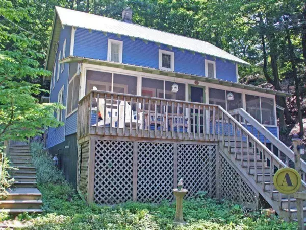 Grand Haven, MI 49417,24 Lovers Lane