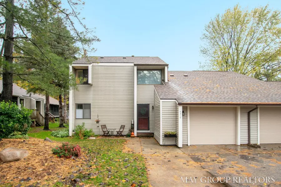 4315 Indian Spring SW Drive #13, Grandville, MI 49418