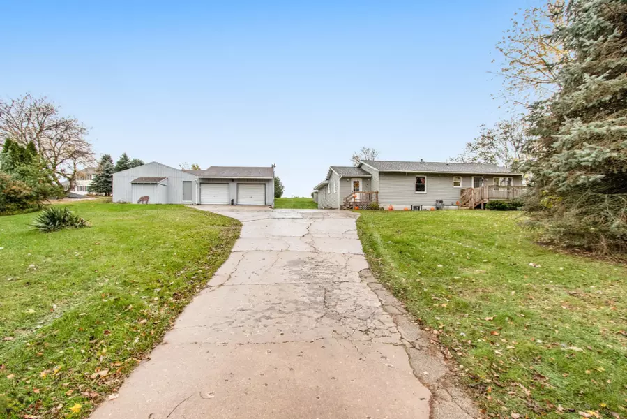 15710 Algoma NE Avenue, Cedar Springs, MI 49319