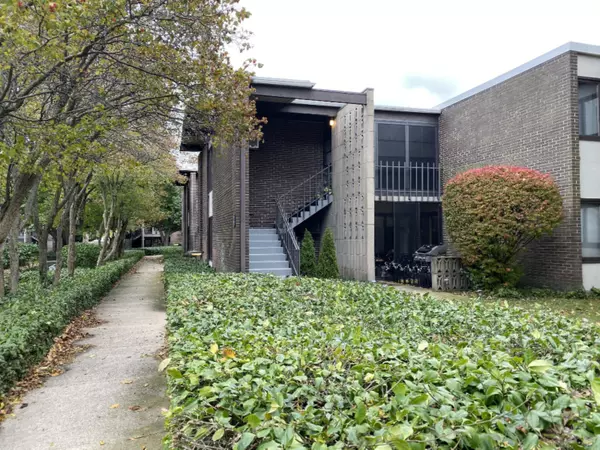 Grand Haven, MI 49417,816 S Beacon Boulevard #58