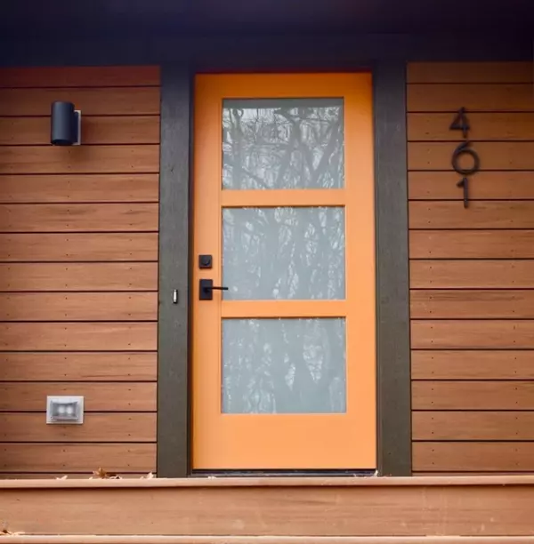 East Grand Rapids, MI 49506,461 Lakeside SE Drive