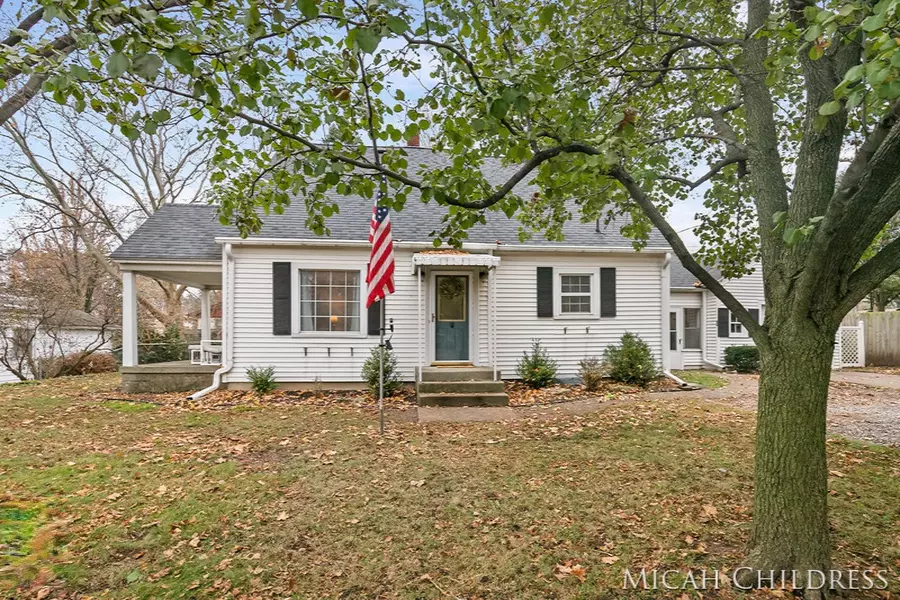 4016 Wilson SW Avenue, Grandville, MI 49418