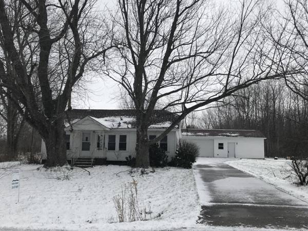 1635 70th Street, Fennville, MI 49408