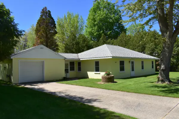 417 Randall Road, Norton Shores, MI 49441