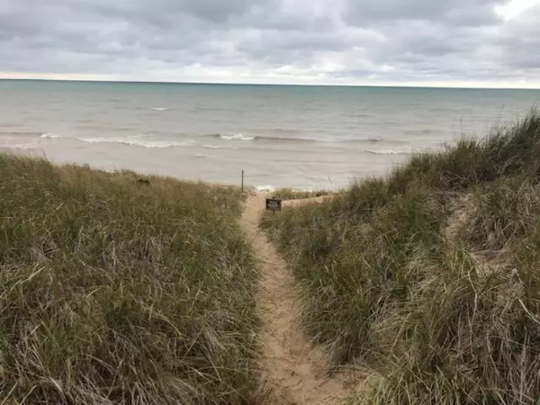 Pentwater, MI 49449,5958 W Sunset Lane