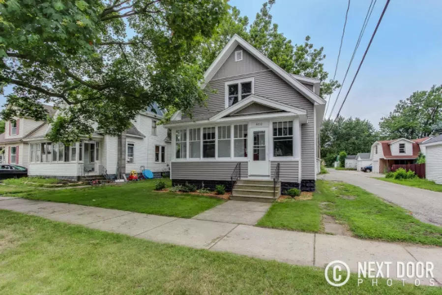 400 Van Raalte Avenue, Holland, MI 49423