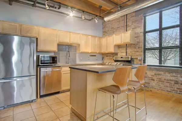 Grand Haven, MI 49417,633 Elliott Street #8