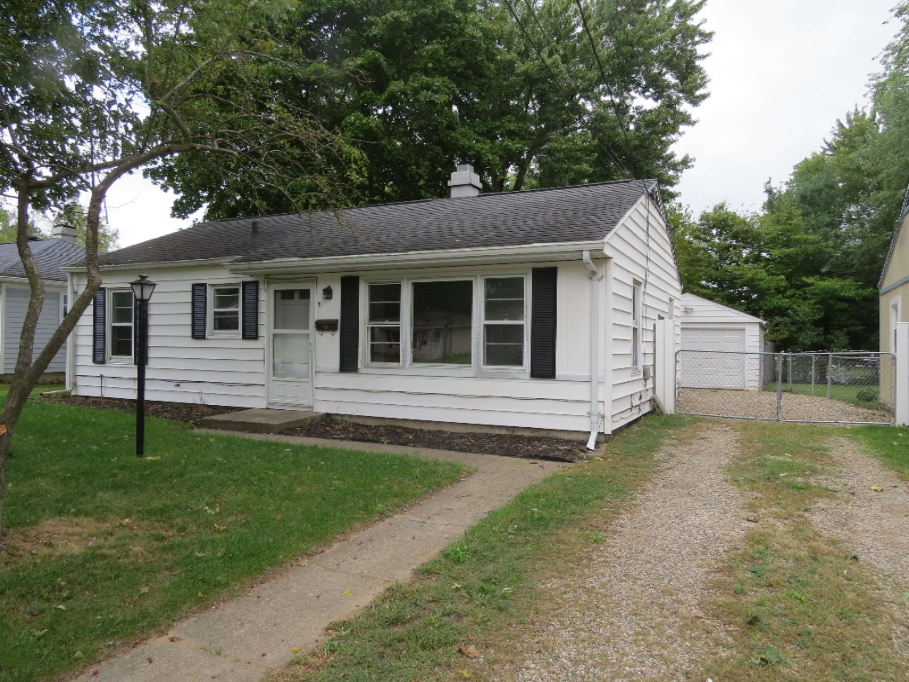 51 S Woodlawn Avenue, Battle Creek, MI 49037