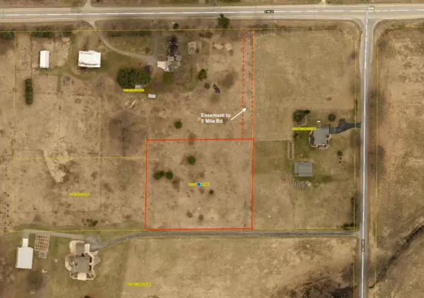 Ada, MI 49301,9116 5 Mile NE Road