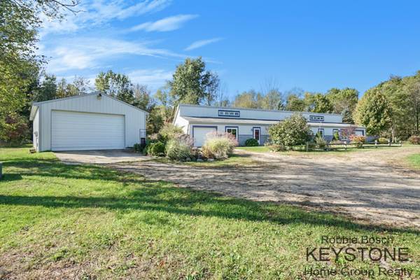 378 124th Avenue, Shelbyville, MI 49344