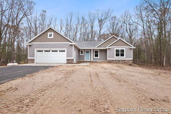 2583 140th Avenue, Dorr, MI 49323