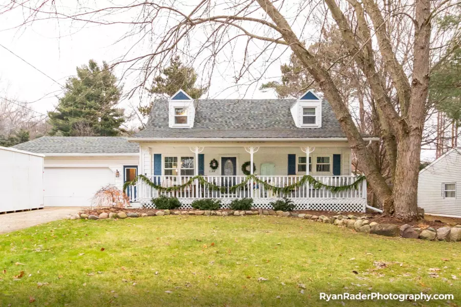 11001 Woodbushe SE Drive, Lowell, MI 49331