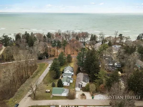 15901 Goodwin Avenue, Union Pier, MI 49129